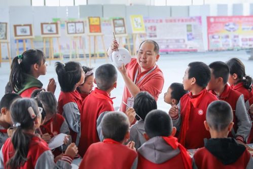 丝路绽艺韵 京和一家亲——首都文艺家赴新疆和田文化交流活动纪实